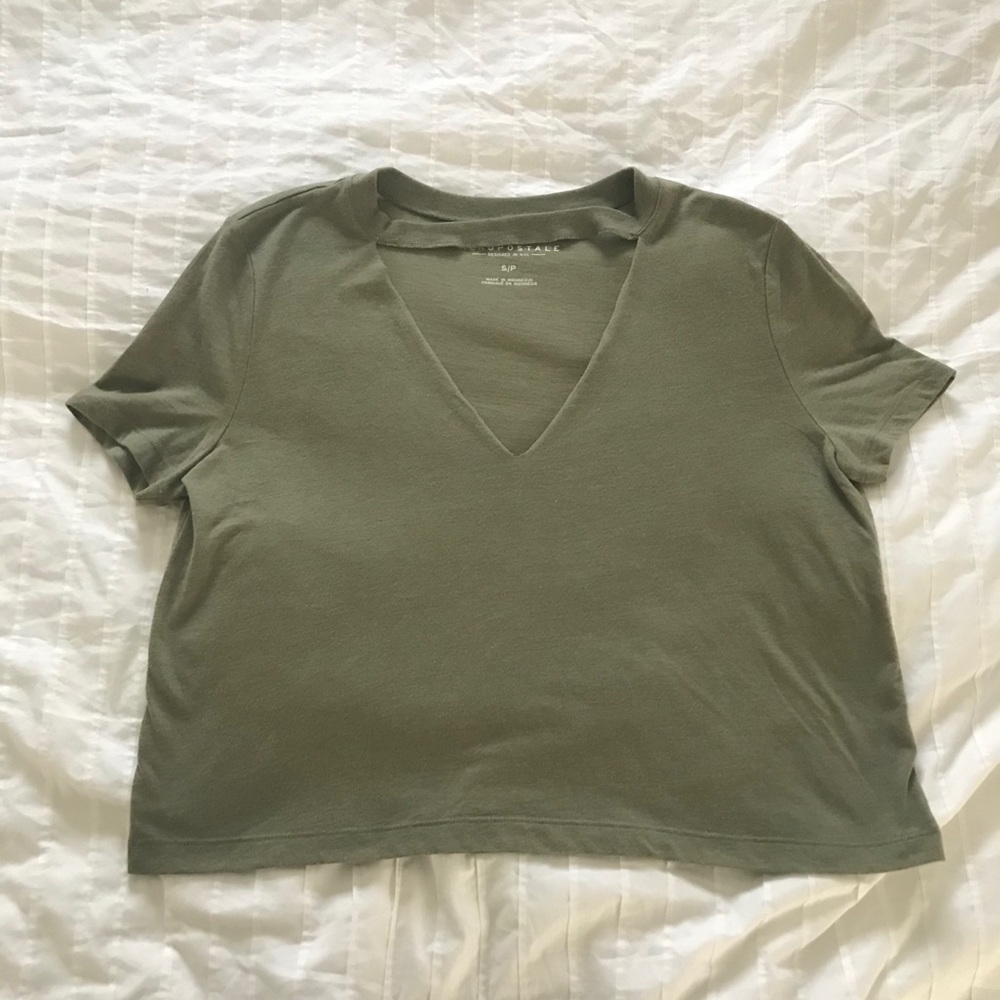 Green V-neck chocker tee